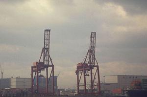 独自のノウハウで高品質のステンレス容器を開発