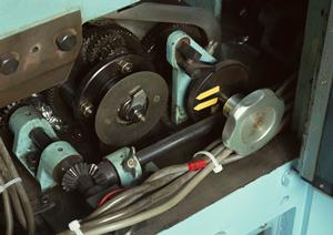 ドラムドライヤーは山本技研工機株式会社